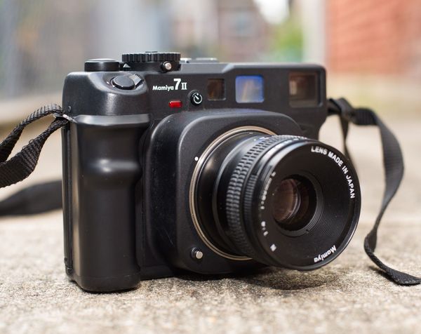Using the Mamiya 7II